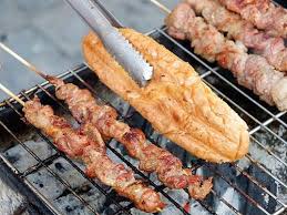 Bánh mì thịt nướng